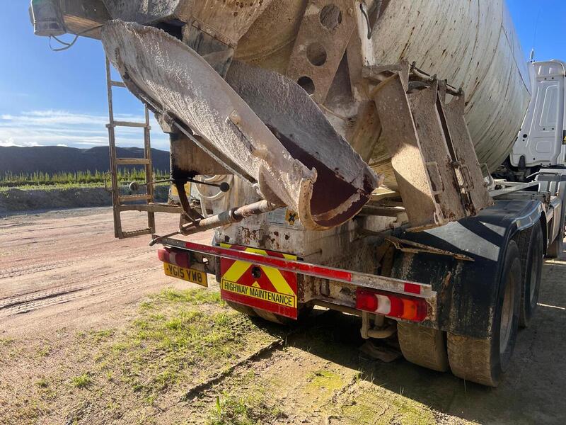 Mercedes-Benz 2632 Concrete Mixer