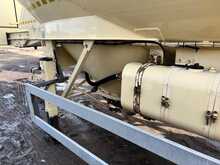 Feldbinder Powder Tanker  