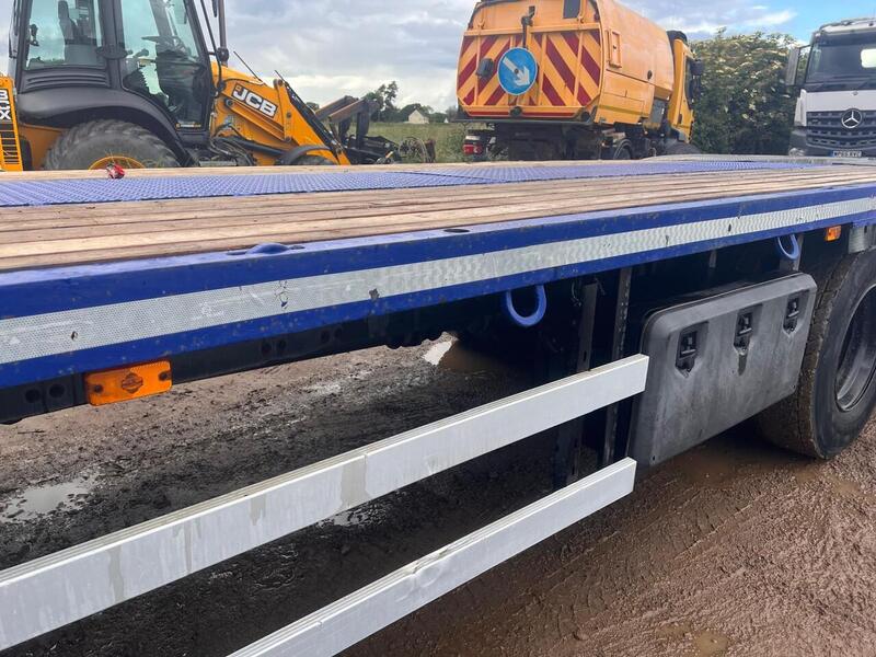 Volvo 320HP 26 Ton Beavertail
