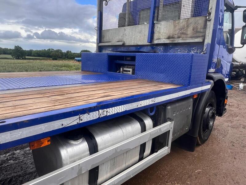 Volvo 320HP 26 Ton Beavertail