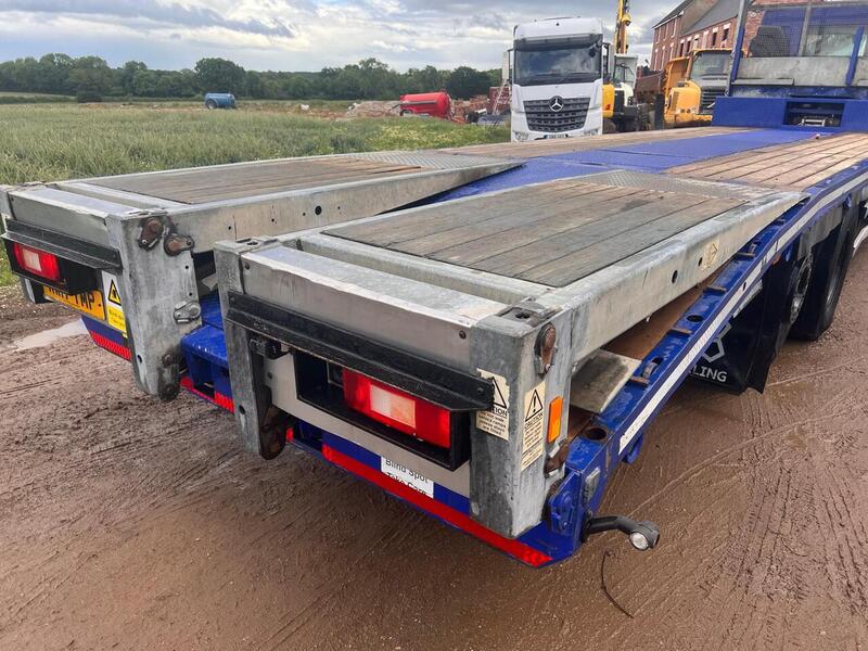 Volvo 320HP 26 Ton Beavertail