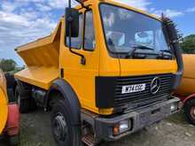Mercedes-Benz 1820 Gritter 