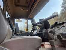 Mercedes-Benz 1820 Gritter 