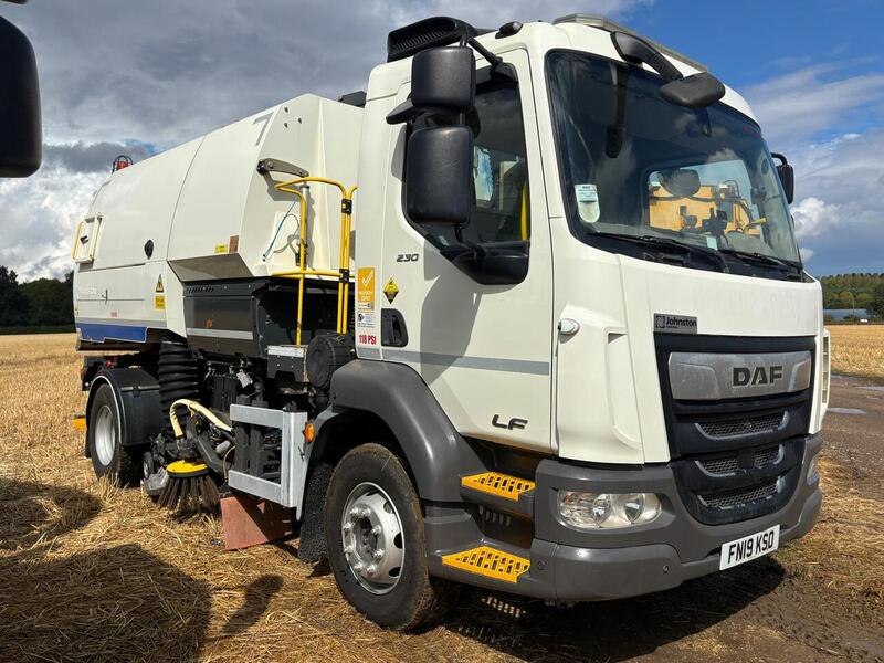DAF 230 FA Road Sweepers