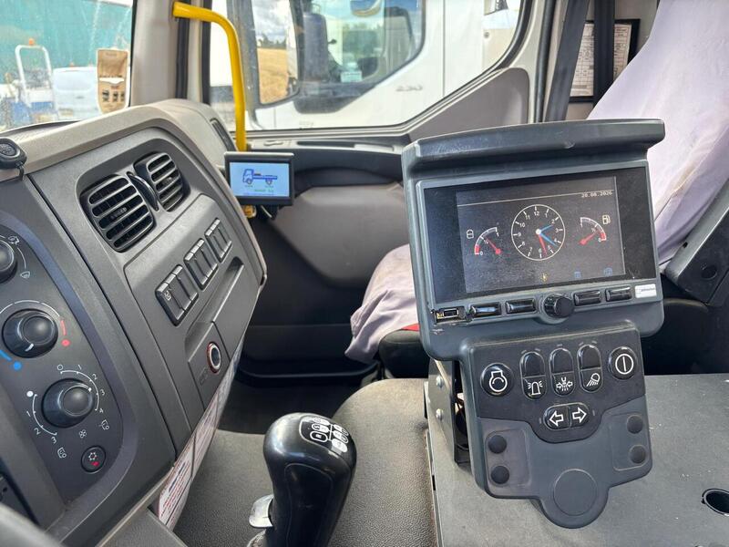 DAF 230 FA Road Sweepers