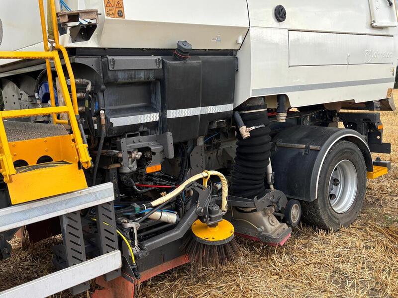 DAF 230 FA Road Sweepers