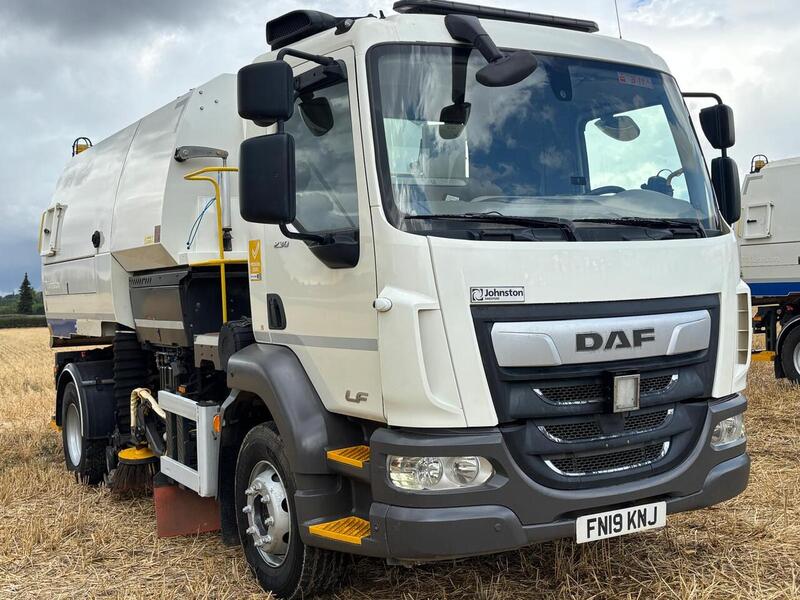 DAF 230 FA Road Sweepers