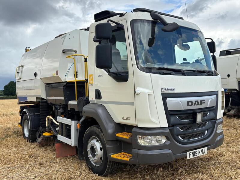 DAF 230 FA Road Sweepers