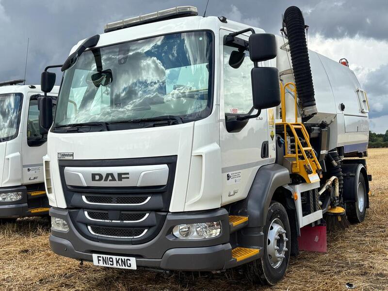 DAF 230 FA Road Sweepers