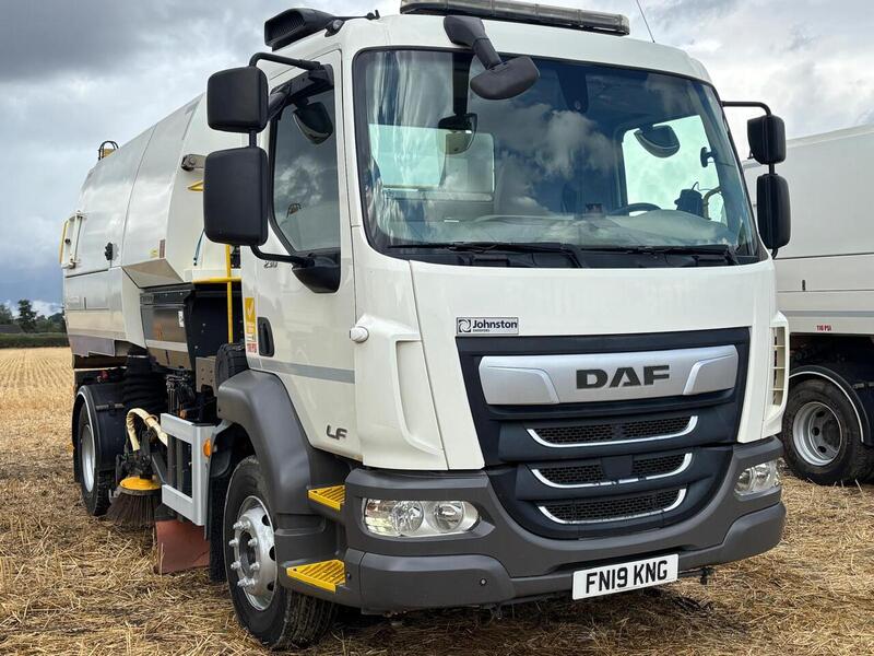 DAF 230 FA Road Sweepers