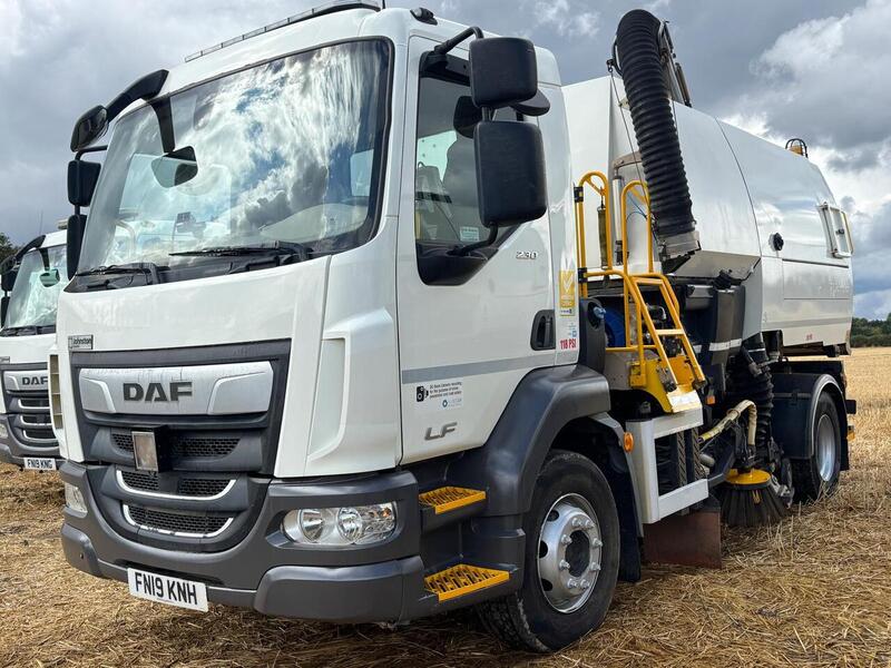 DAF 230 FA Road Sweepers