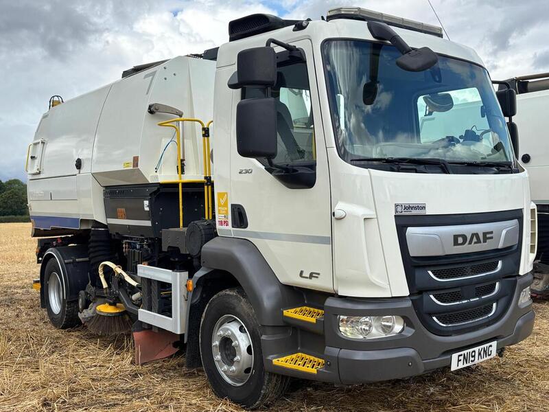 DAF 230 FA Road Sweepers