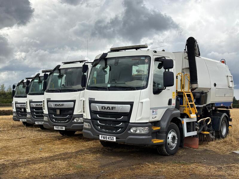 DAF 230 FA Road Sweepers