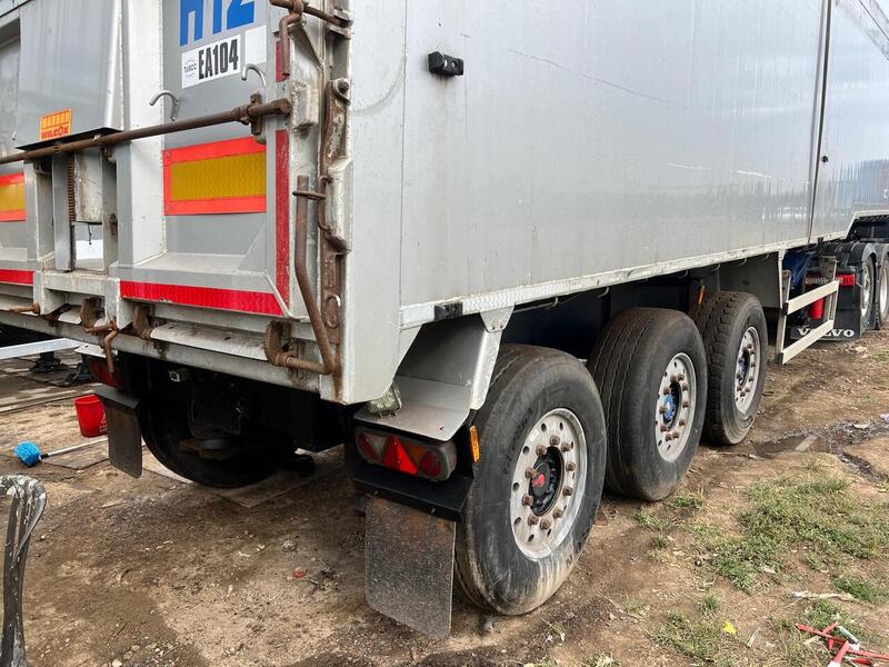 Wilcox Tipping Trailer