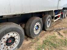 Wilcox 70 Yard Grain Tipping Trailer 