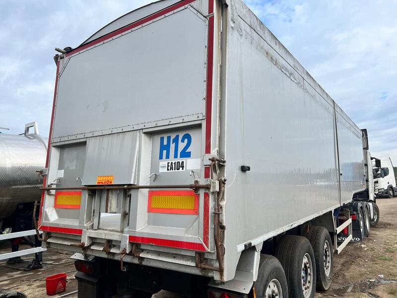 Wilcox Tipping Trailer