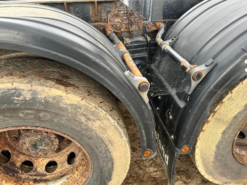 MAN 32.360 Chassis Cab