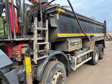 Mercedes-Benz 3240 Tipper With Palfinger Grab 