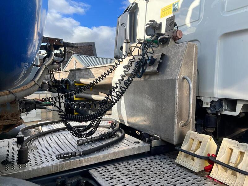 Whale with DAF CF 460 Tractor Unit