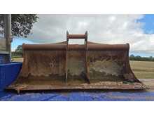 Selection of Digging Buckets to fit 20-24 ton Excavators  