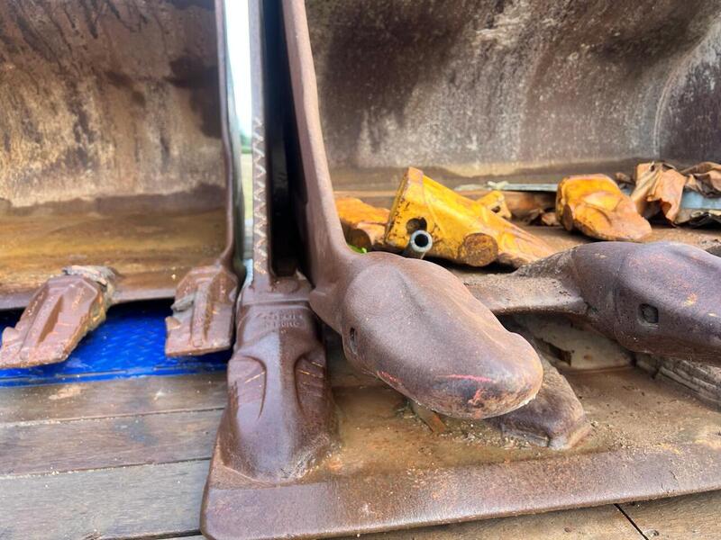 Selection of Digging Buckets Attachments 