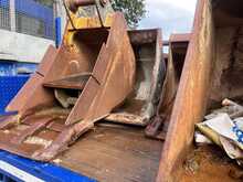 Selection of Digging Buckets to fit 20-24 ton Excavators  