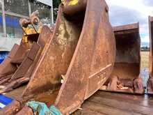 Selection of Digging Buckets to fit 20-24 ton Excavators  
