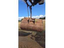 Selection of Digging Buckets to fit 20-24 ton Excavators  
