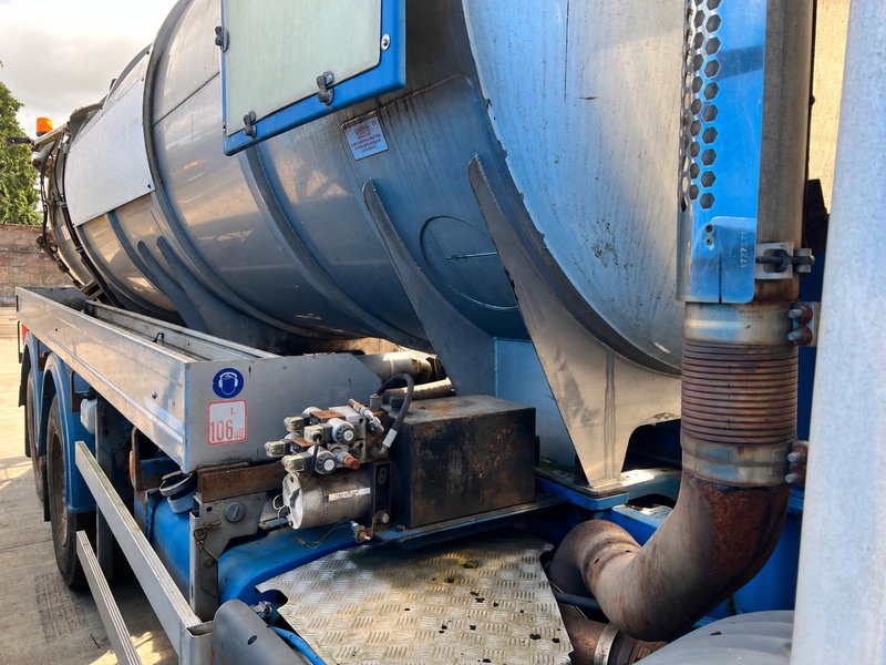 Scania Fitted with Whale Vac Tanker