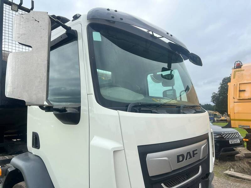 DAF 260 Dropside Tipper