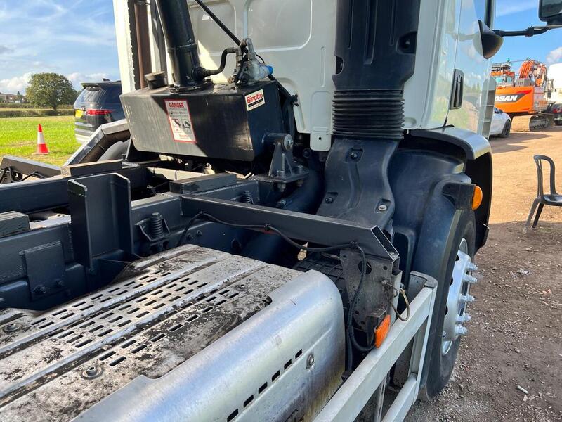 DAF 260 Dropside Tipper