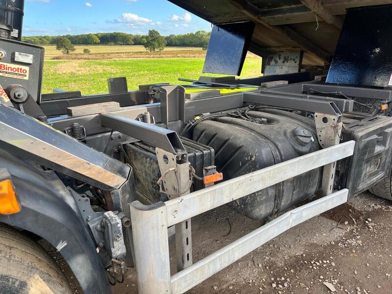 DAF 260 Dropside Tipper