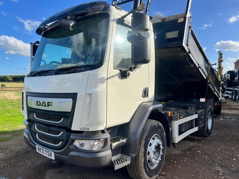DAF 260 Dropside Tipper