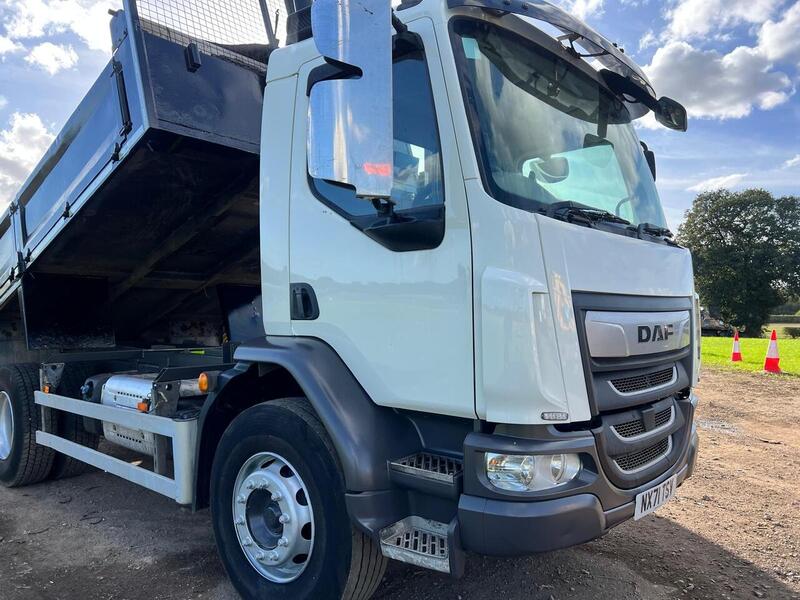 DAF 260 Dropside Tipper