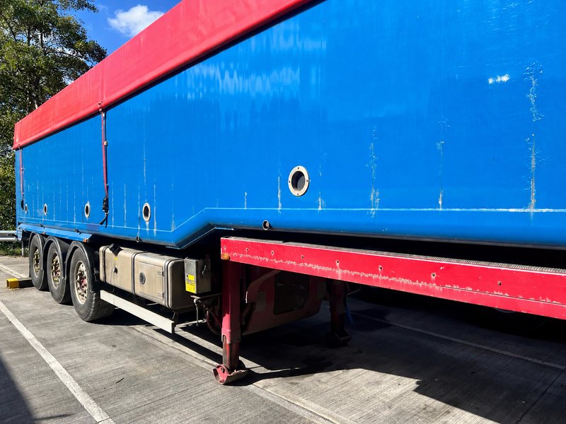Muldoon Tipping Trailer