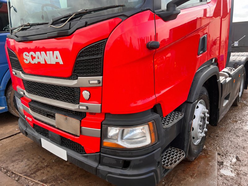Scania Rear Lift Tractor Unit