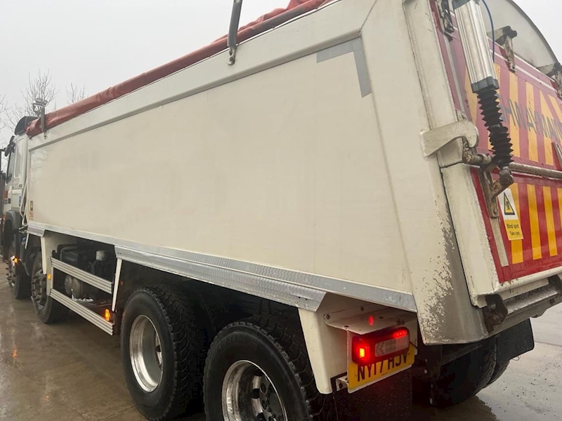 Volvo 450 Euro 6 Insulated Tipper