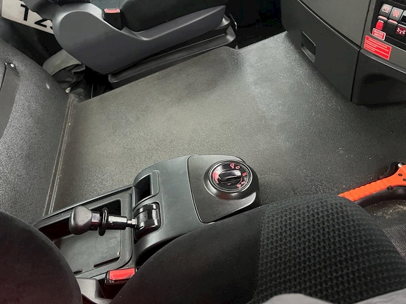 MAN 24.440 Full Pet Reg Tractor Unit