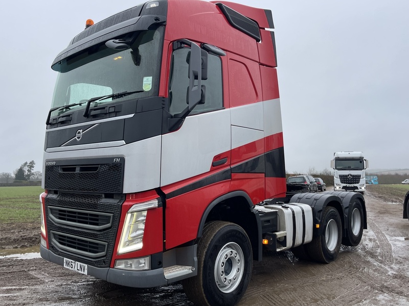 Volvo 540 83 Ton Tractor Unit