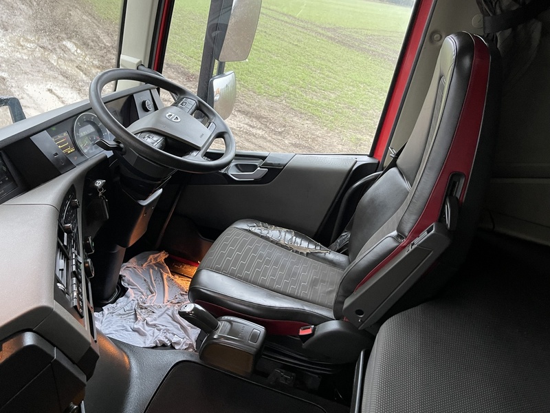 Volvo 540 83 Ton Tractor Unit