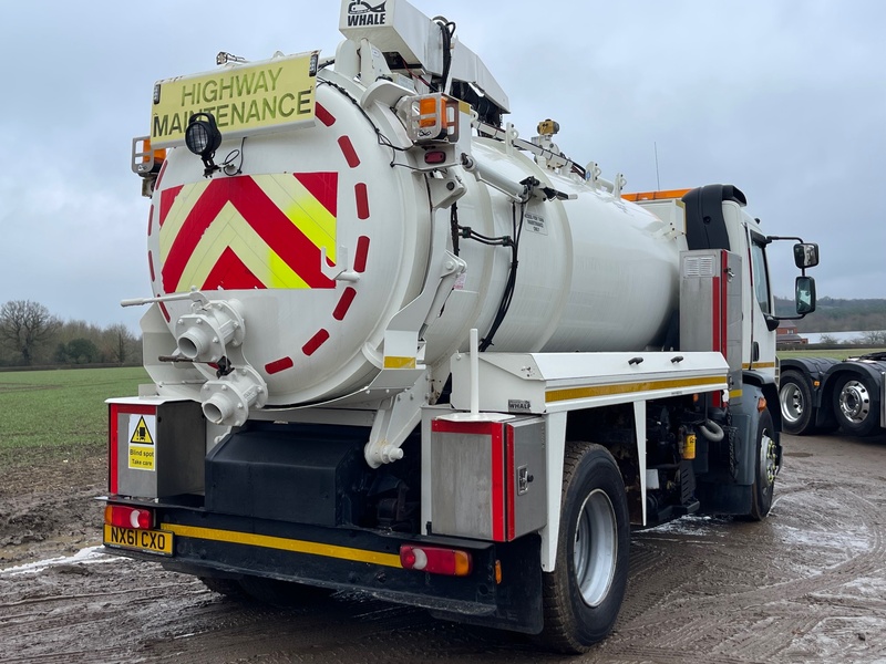 DAF 220 8200 Litre Vac Tanker