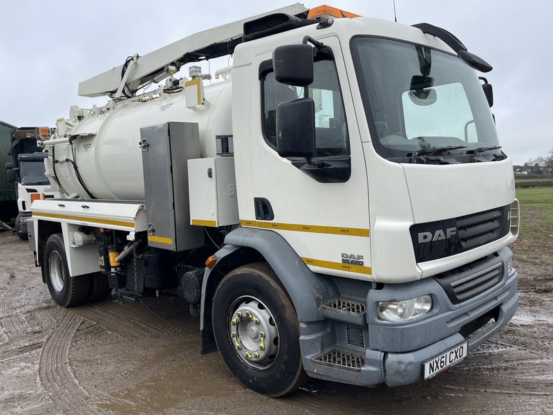 DAF 220 8200 Litre Vac Tanker