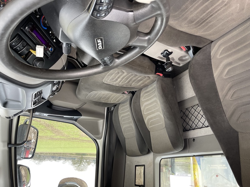 DAF 220 8200 Litre Vac Tanker