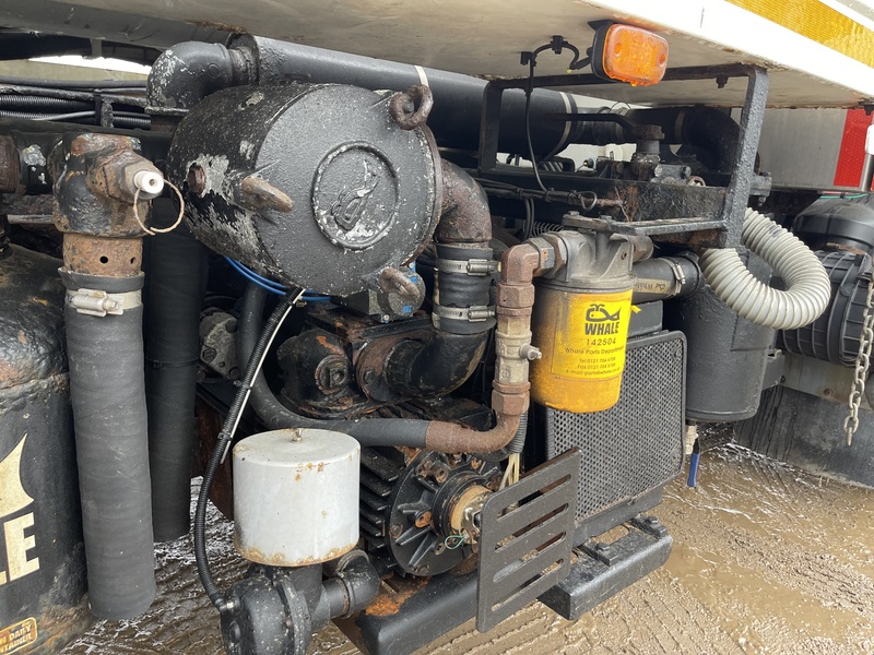 DAF 220 8200 Litre Vac Tanker