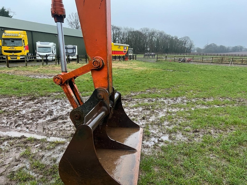 Hitachi Tracked Excavator