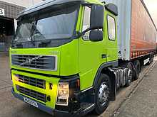 Volvo FM12 6x2 Mid Lift Tractor Unit 