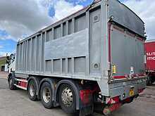 Scania P410 8x4 Tridem 5 Compartment Bulk Blower Tipper 