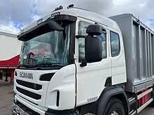 Scania P410 8x4 Tridem 5 Compartment Bulk Blower Tipper 