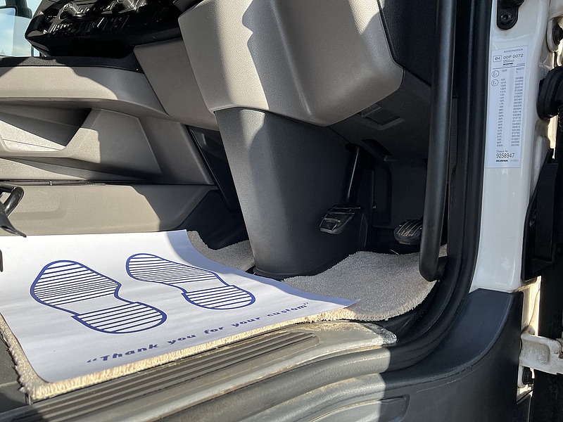 Scania 6 Compartment Fuel Tanker