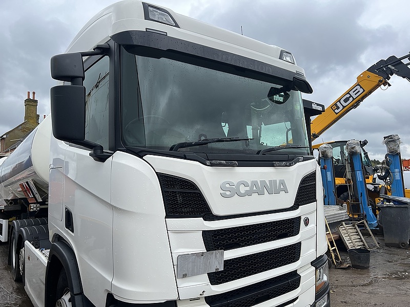 Scania 6 Compartment Fuel Tanker